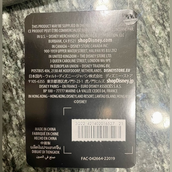 Disney Pride Collection Women’s Shorts - 1x - Picture 5 of 7